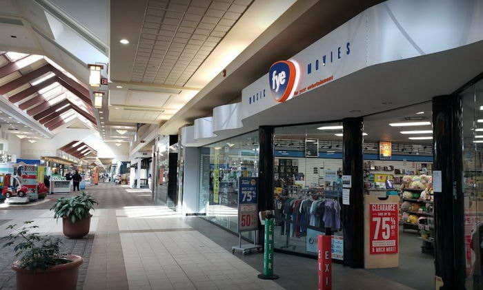 The Lakes Mall - Photo From Mall Website